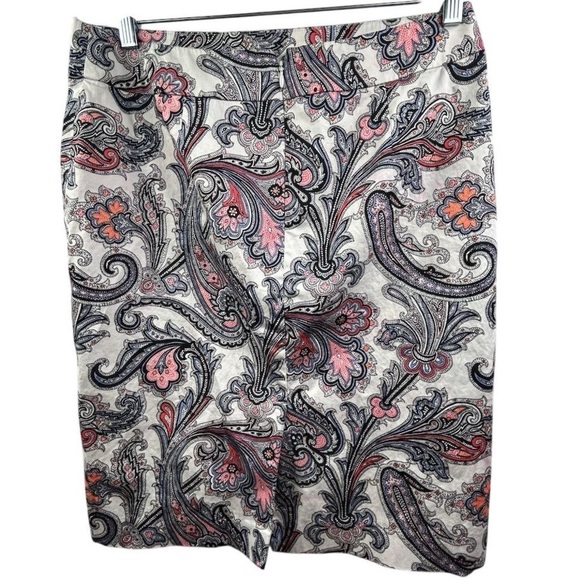 Ann Taylor Women's Paisley Print Knee Length Pencil Skirt Size 8- flaw - Picture 2 of 10
